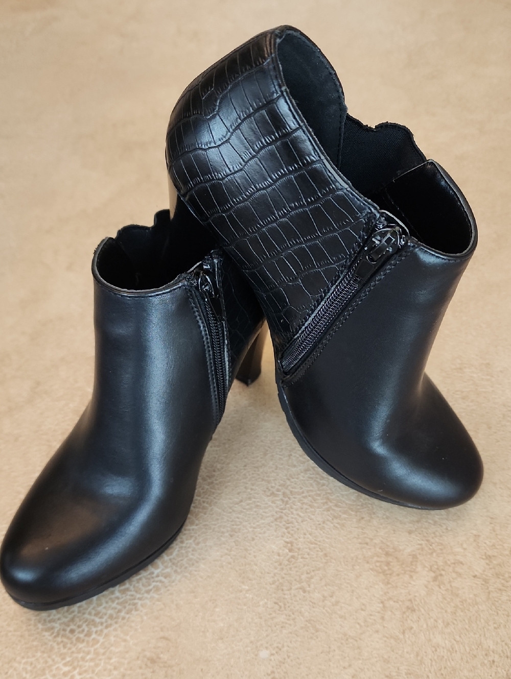 Whitmt. Women's  Faux-Leather Ankle Booties with Croc-Texture Panel Black SZ 7.5